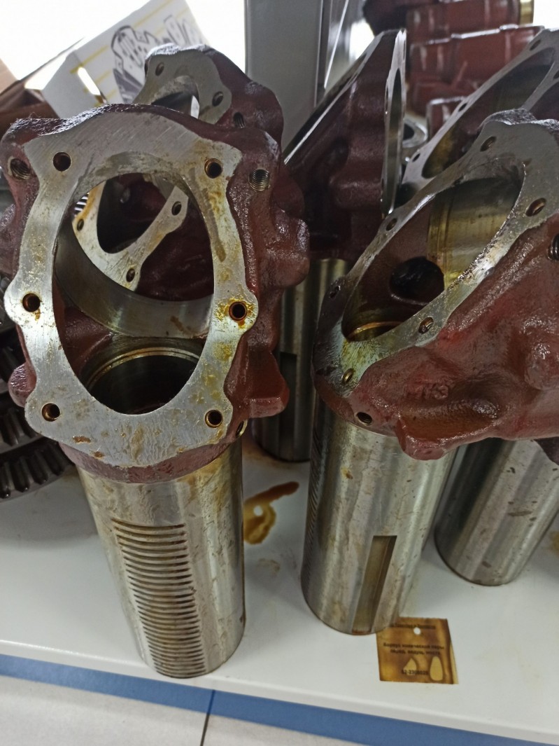 Корпус конической пары перед. ведущ. моста — 1