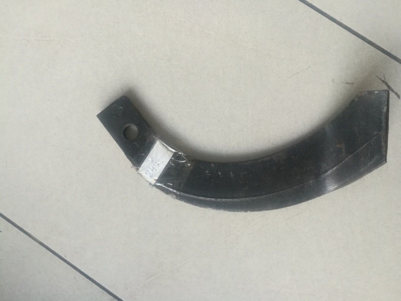 Зуб почвофрезы 1GQN IT245 — 2