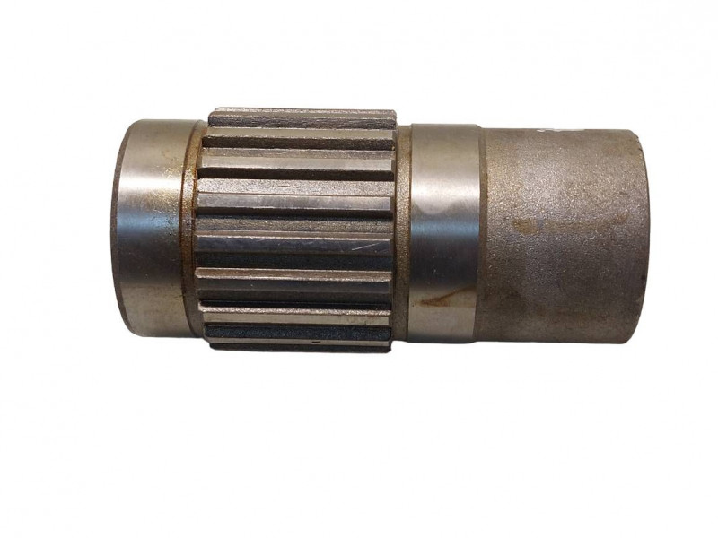 Втулка шестерни ведомой моста заднего МТЗ-1221 — 2