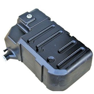 Бак топливный правый (пласт.)